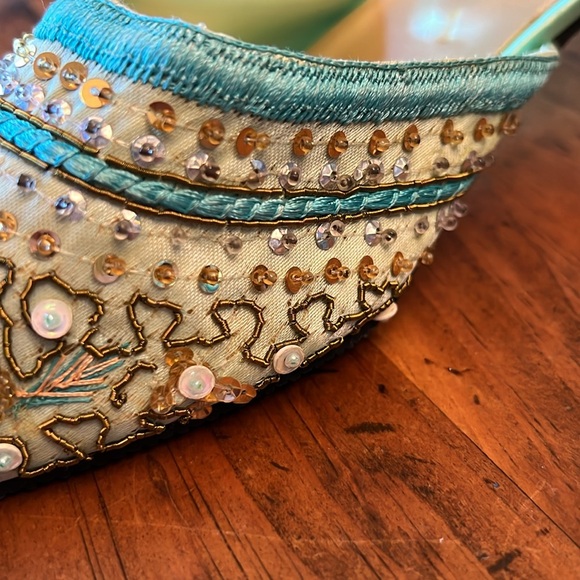 Drama Unique Light Teal Embroidered Beaded Mule Slip on Shoe Size 8 - Picture 8 of 14